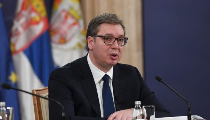 aleksandar-vucic-8-670x447