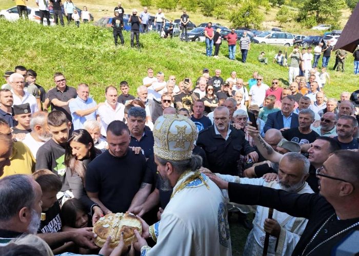 avg-2025-arhijerejska-liturgija-u-gornjem-zaostru-8
