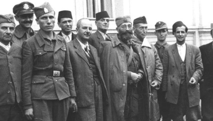 draza-mihailovic-sa-clanovima-muslimansk-1640534201_4530