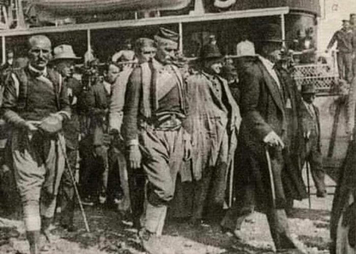 kralj-aleksandar-u-Baru-1000x400-fixwidth