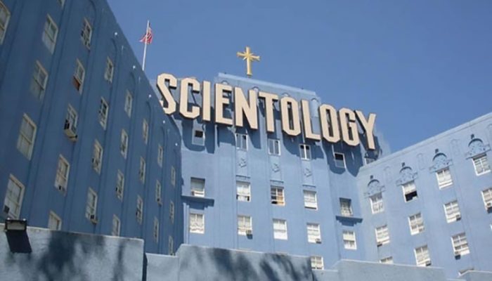 Sajentologija-750x500