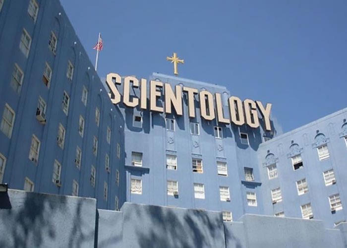 Sajentologija-750x500